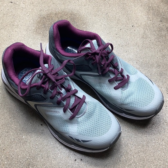 dr scholl's blitz sneaker